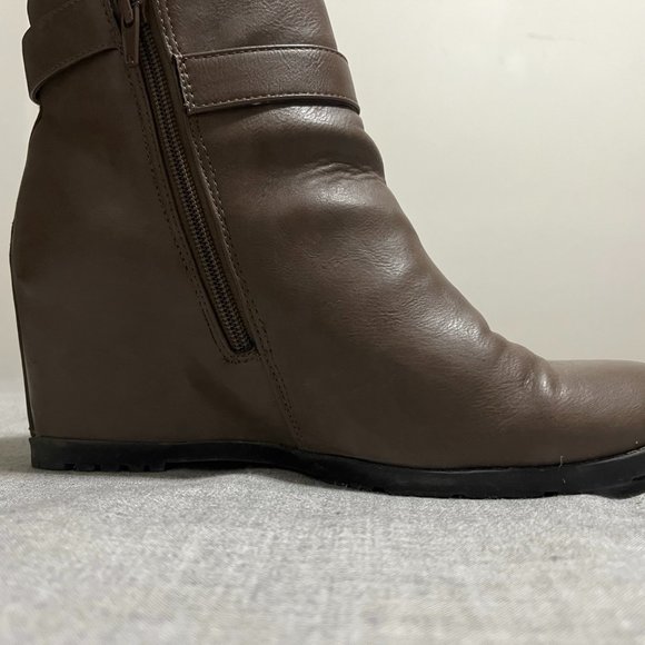 Unisa Women's Wedge Boot - Picture 6 of 7